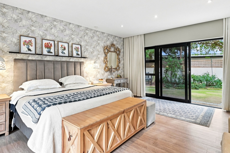 5 Bedroom Property for Sale in Stonehurst Mountain Estate Western Cape
